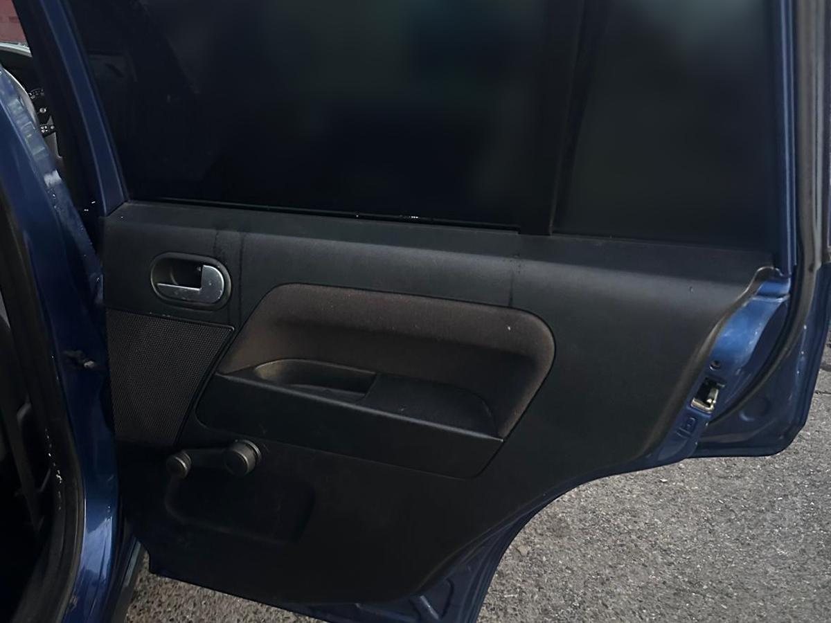 Used Ford Fusion 2007 for sale - 77456735: Photo 15