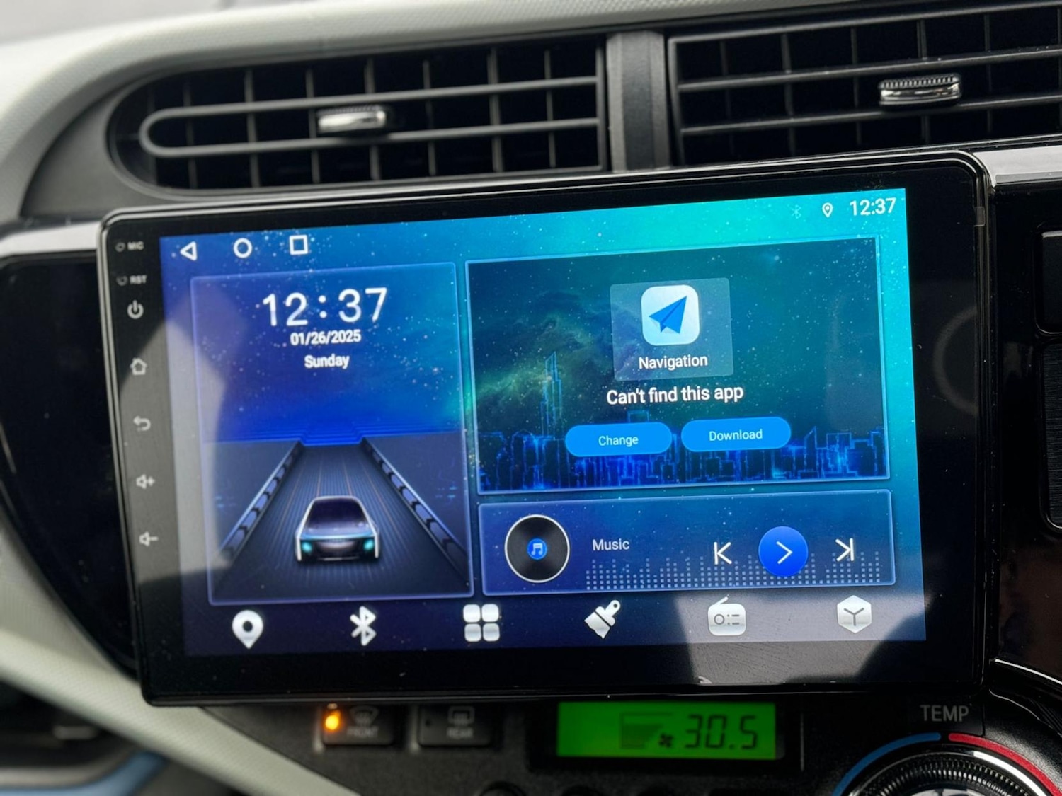 Used Toyota Yaris 2015 for sale - 77819152: Photo 15