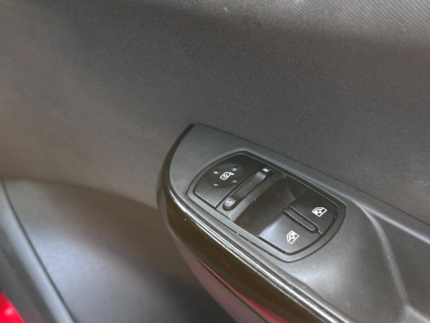 Used Vauxhall Corsa 2016 for sale - 77979113: Photo 18