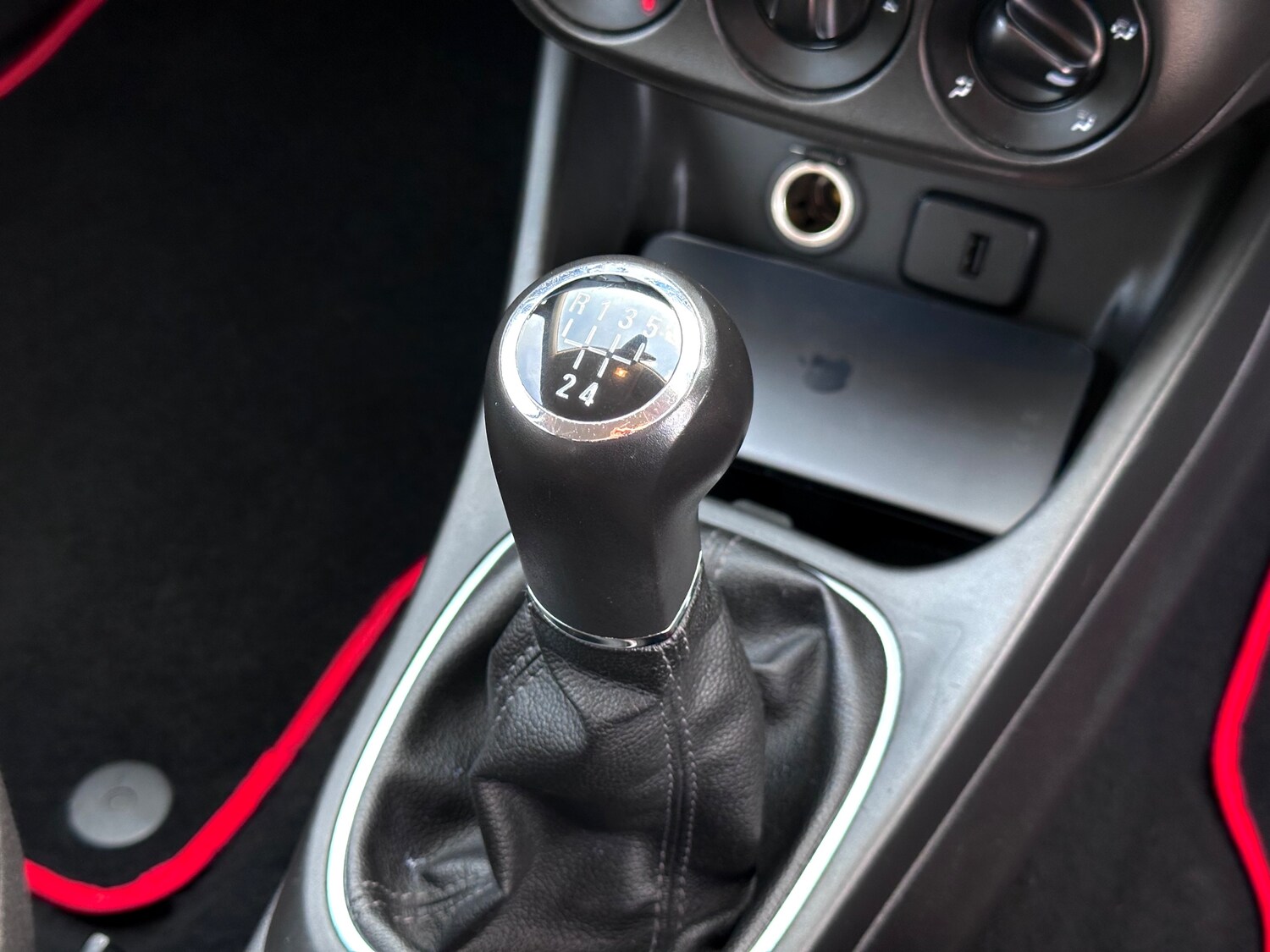 Used Vauxhall Corsa 2016 for sale - 77979113: Photo 26