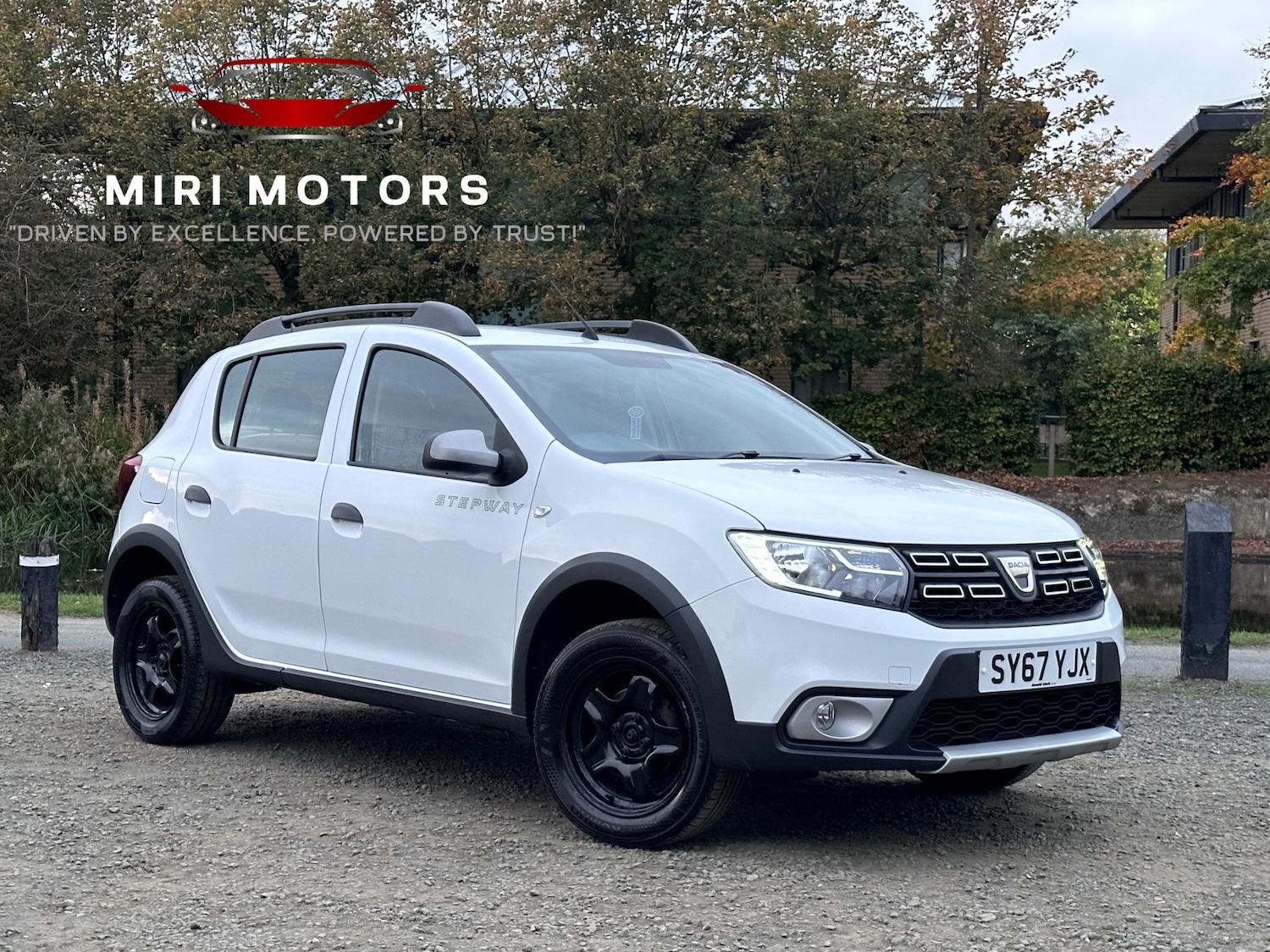 Used Dacia Sandero Stepway 2017 for sale - 76298089: Photo 1