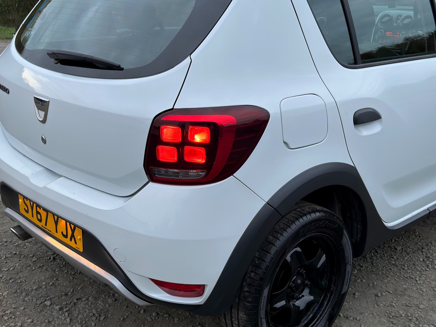 Used Dacia Sandero Stepway 2017 for sale - 76298089: Photo 14