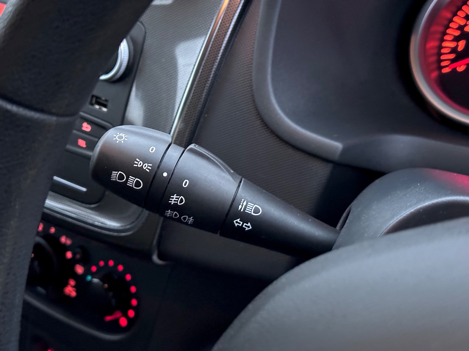 Used Dacia Sandero Stepway 2017 for sale - 76298089: Photo 22