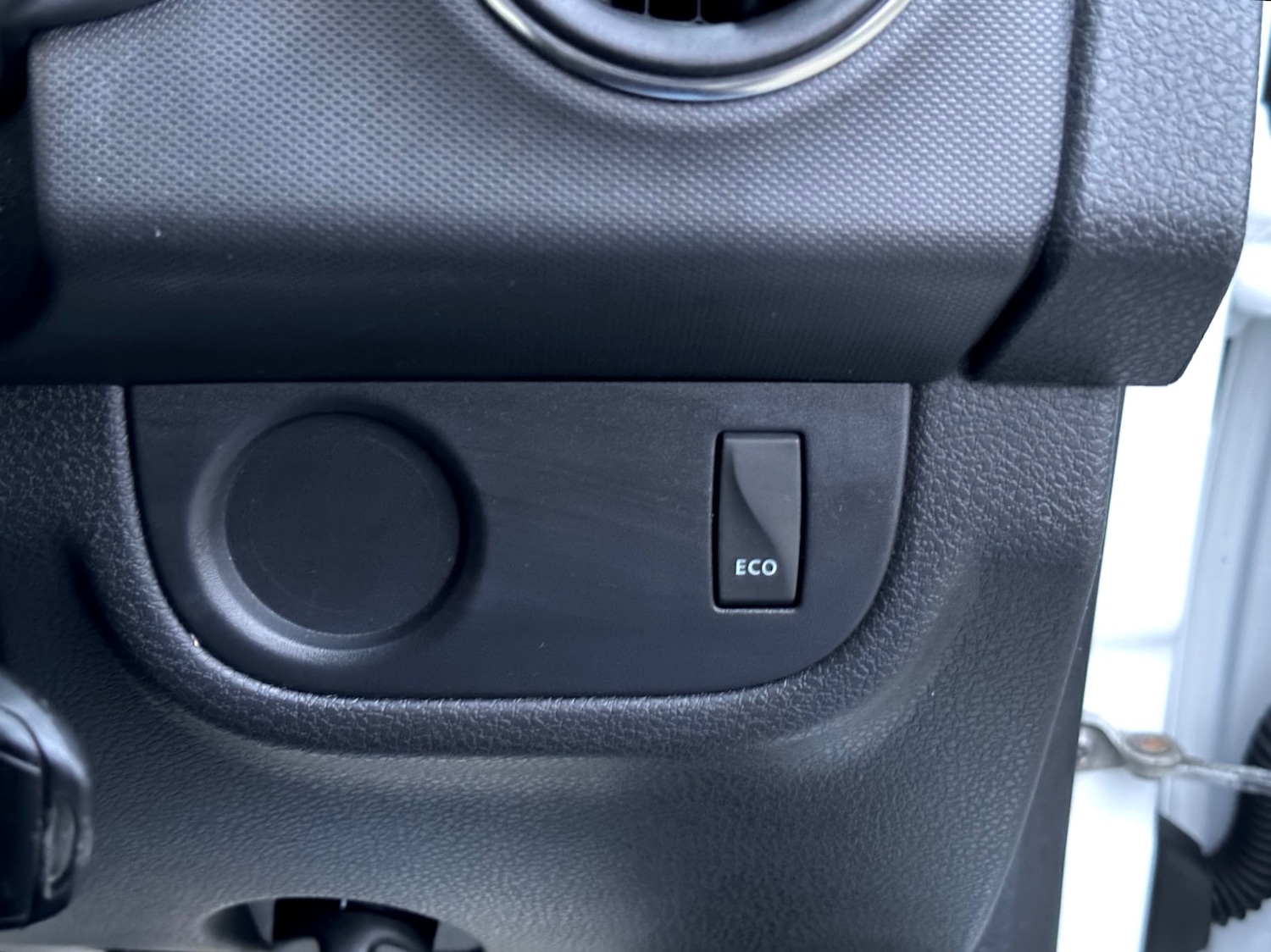 Used Dacia Sandero Stepway 2017 for sale - 76298089: Photo 24