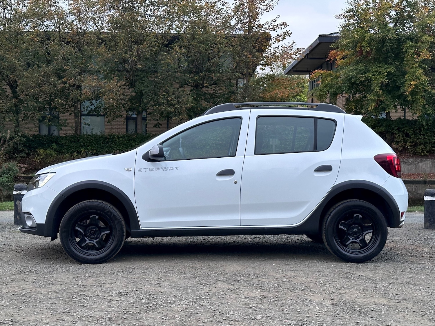 Used Dacia Sandero Stepway 2017 for sale - 76298089: Photo 7