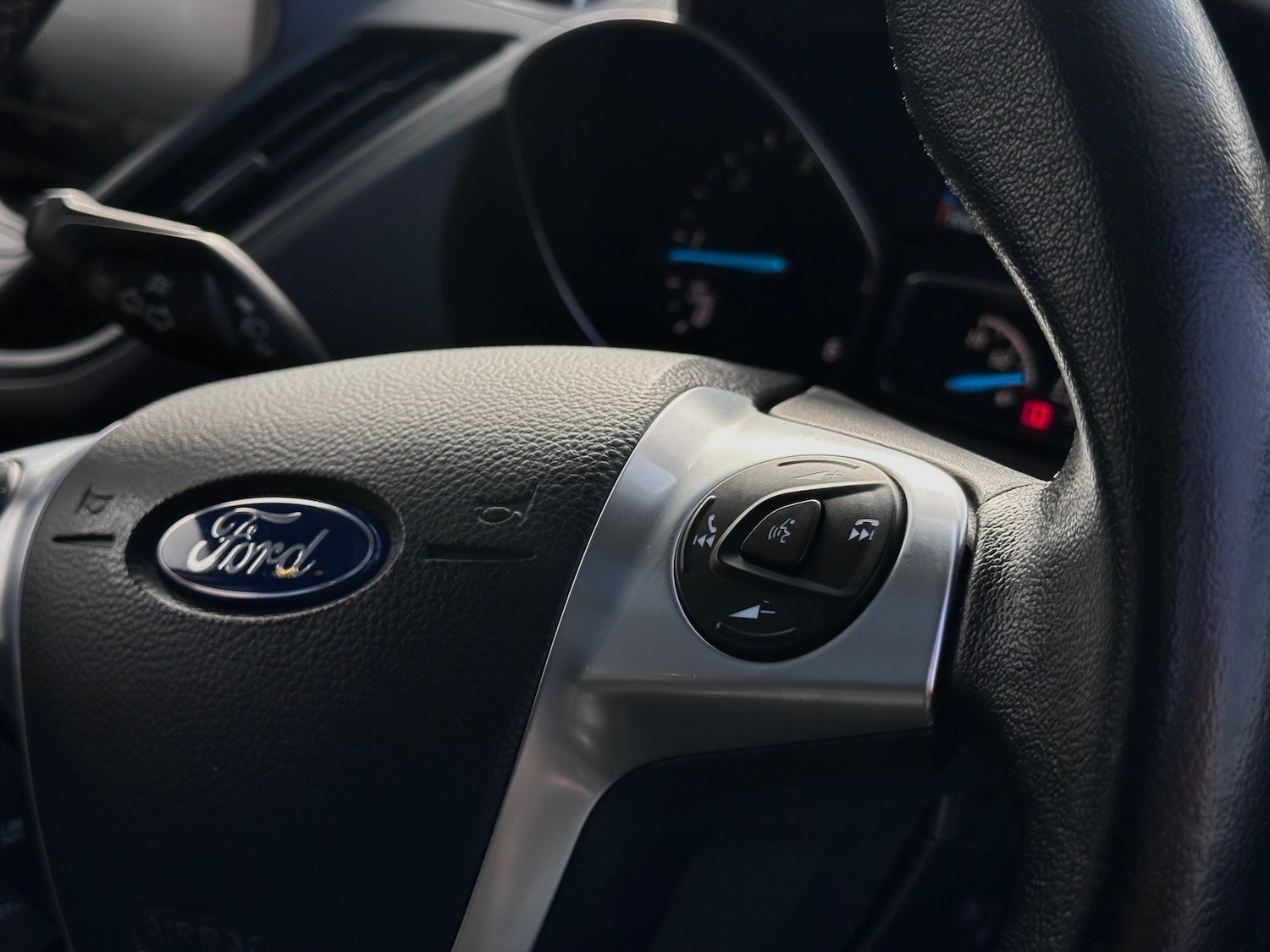 Used Ford Kuga 2015 for sale - 76292844: Photo 22