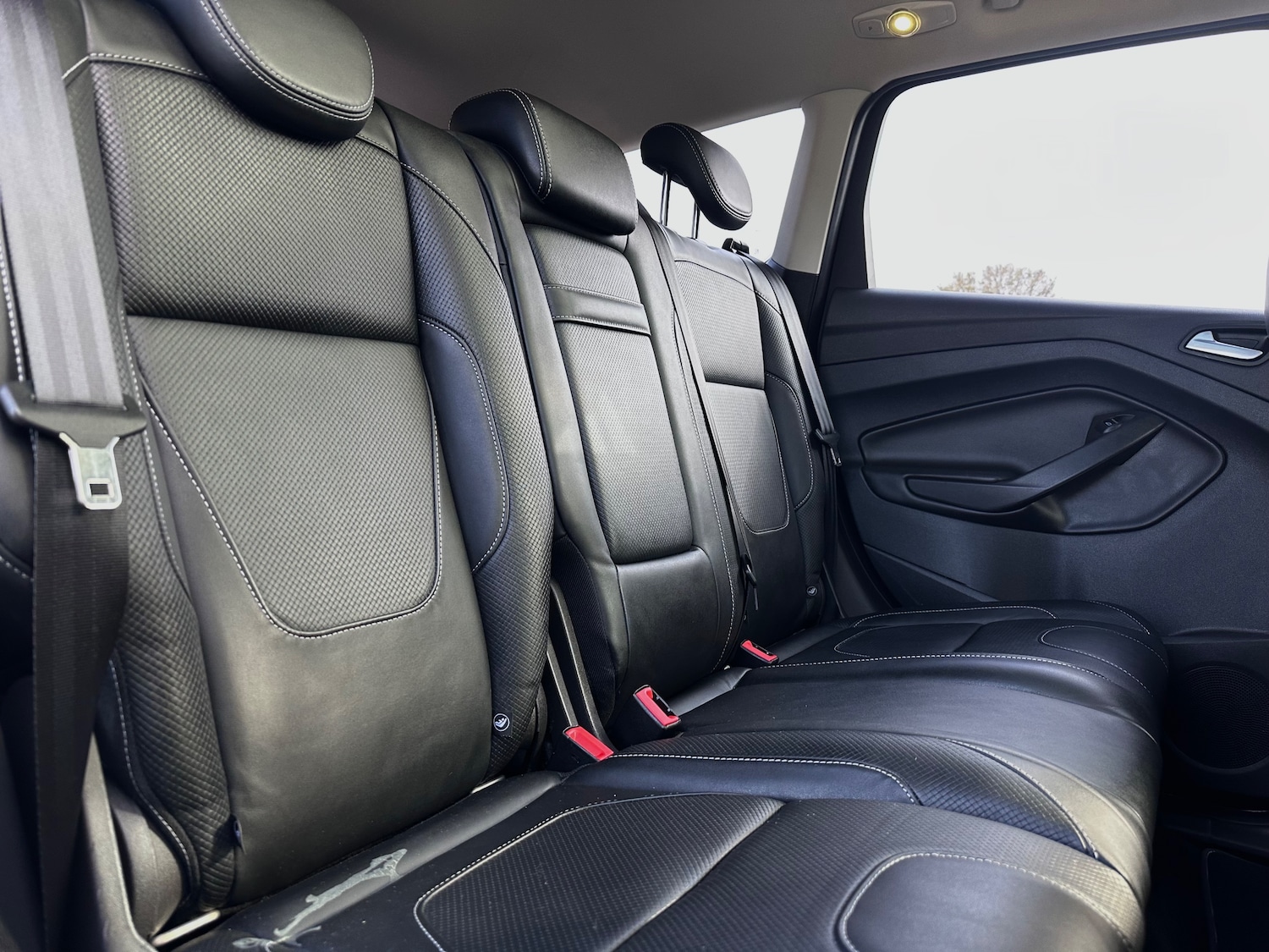 Used Ford Kuga 2015 for sale - 76292844: Photo 33
