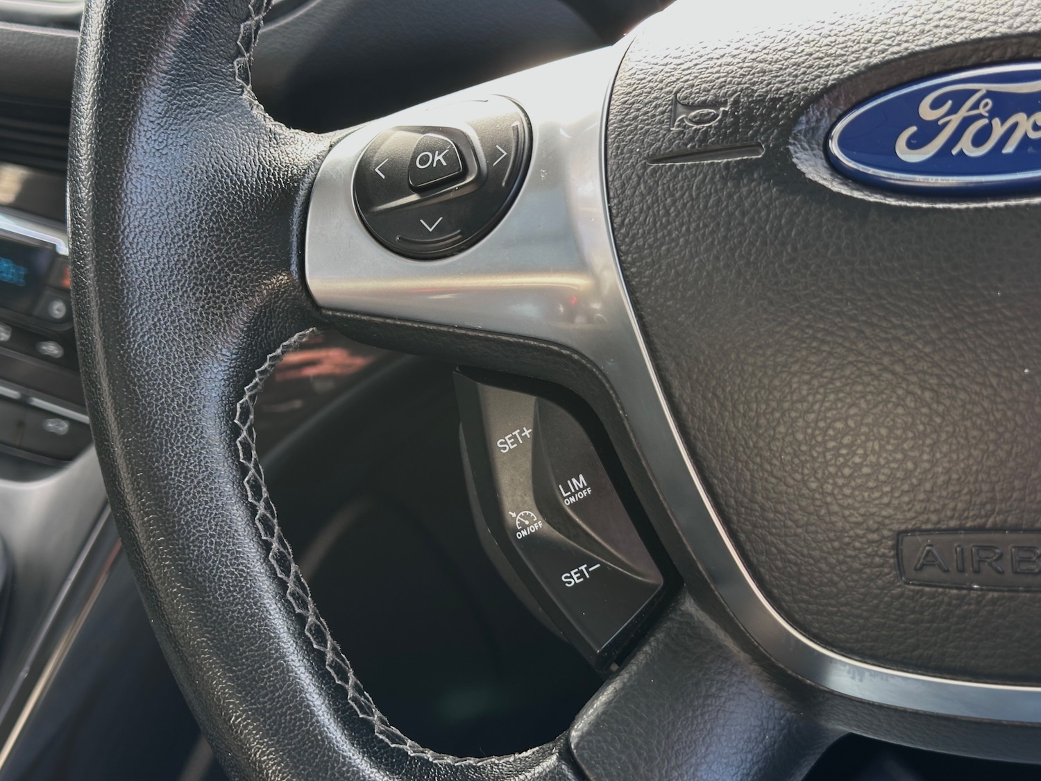 Used Ford Kuga 2015 for sale - 76292844: Photo 39