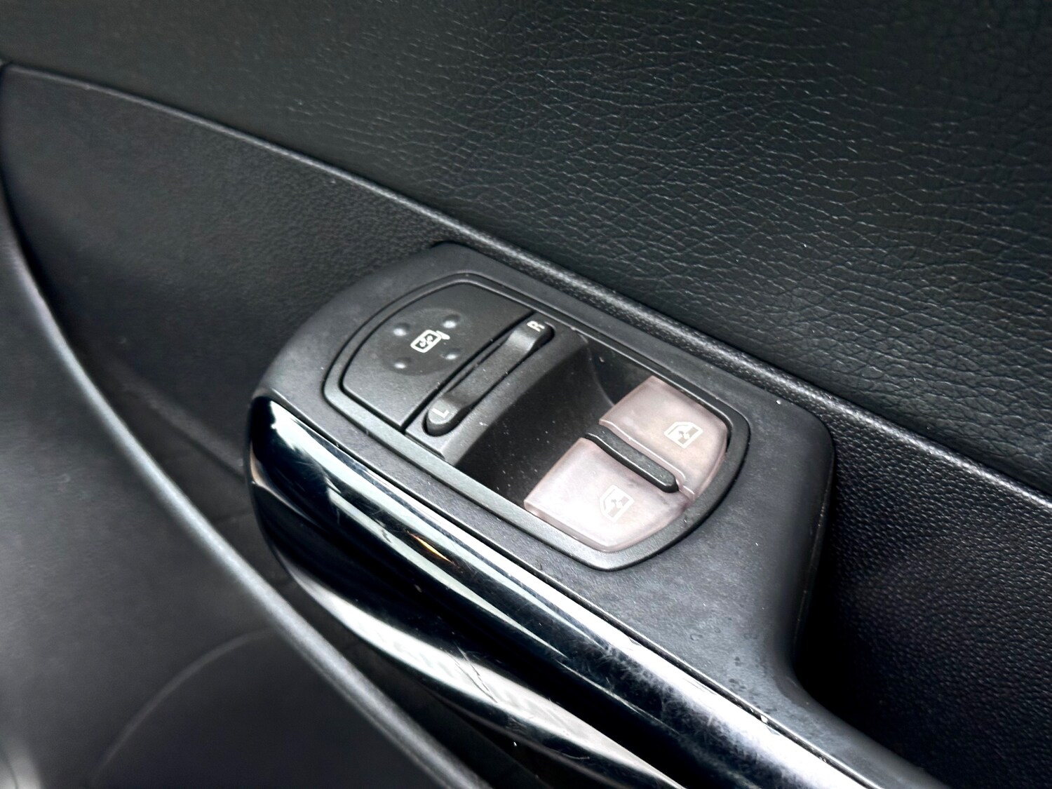 Used Vauxhall Corsa for sale - 77830554: Photo 23