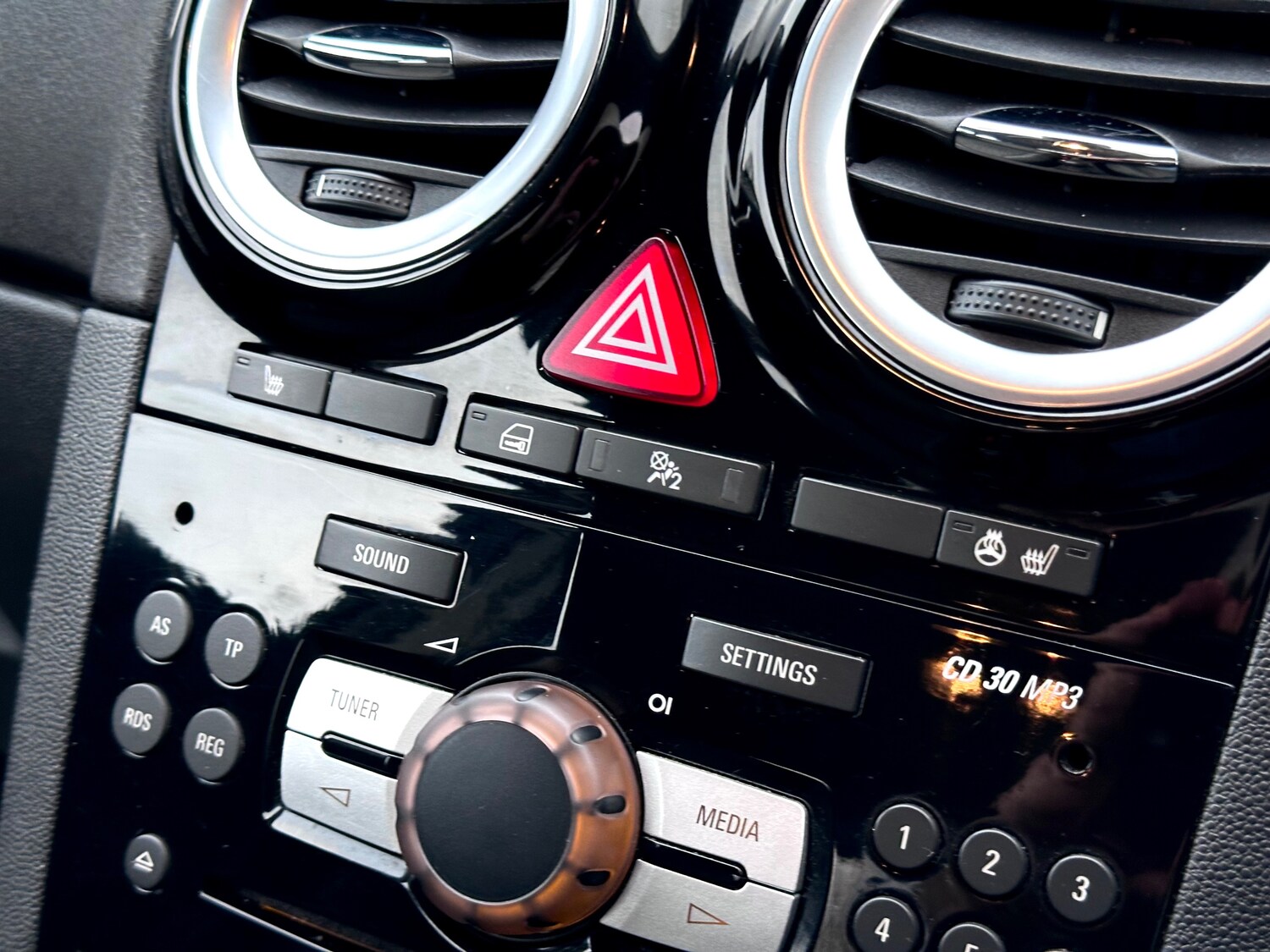 Used Vauxhall Corsa for sale - 77830554: Photo 28