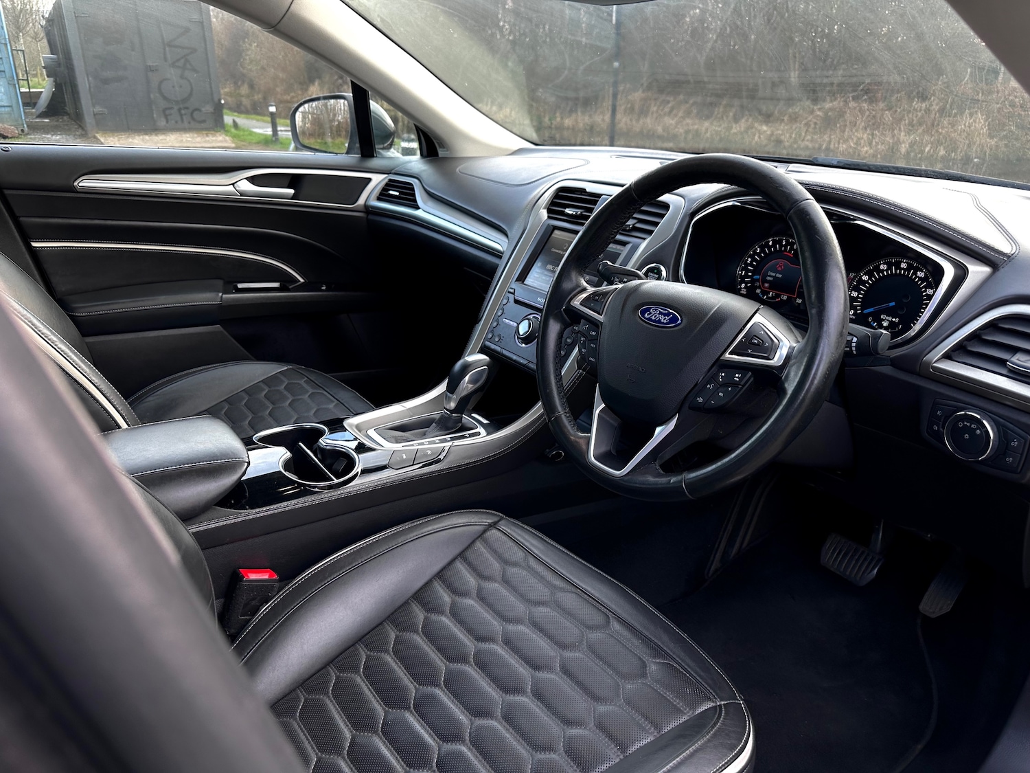 Used Ford Mondeo 2016 for sale - 77979105: Photo 16