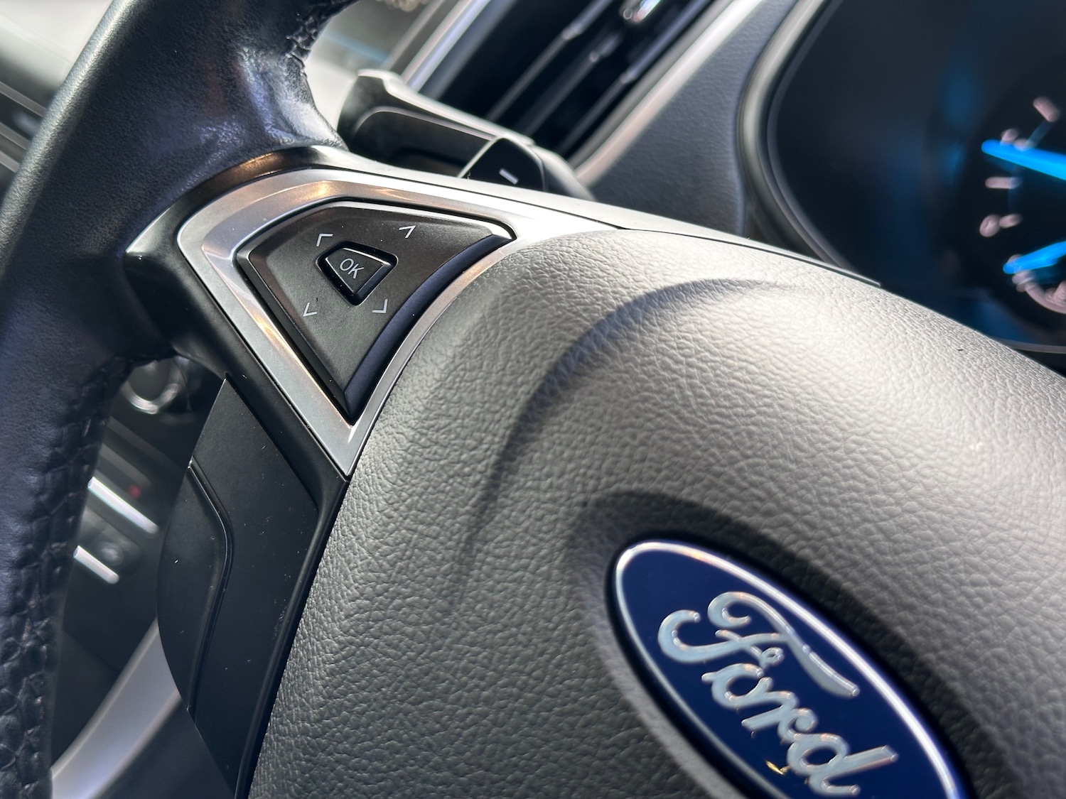 Used Ford Galaxy 2015 for sale - 76474873: Photo 29