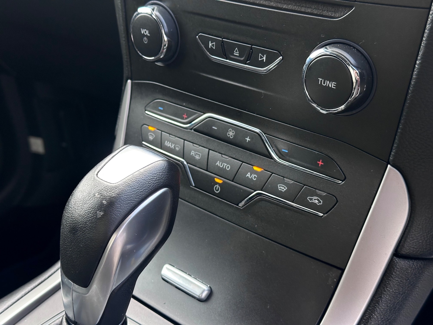 Used Ford Galaxy 2015 for sale - 76474873: Photo 33