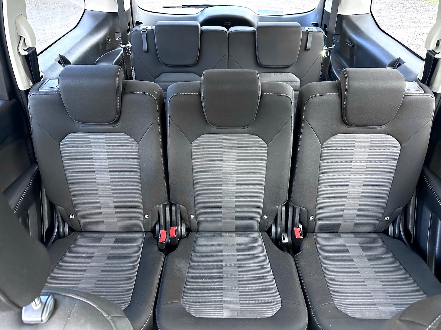 Used Ford Galaxy 2015 for sale - 76474873: Photo 38