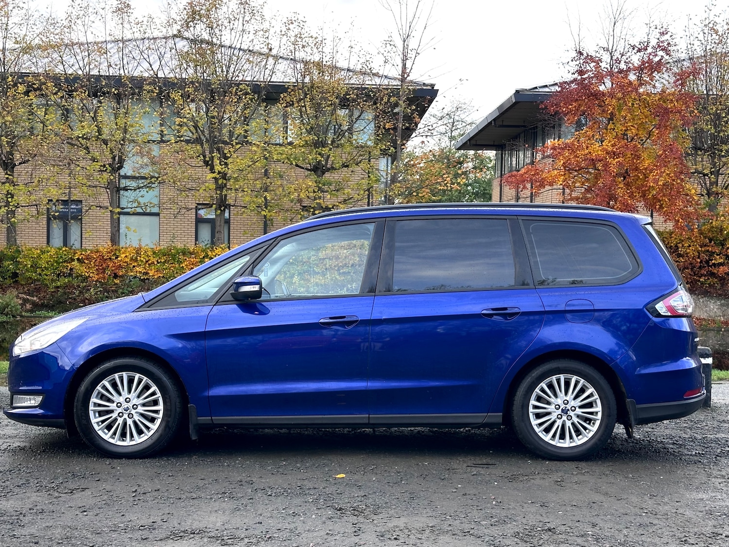 Used Ford Galaxy 2015 for sale - 76474873: Photo 4