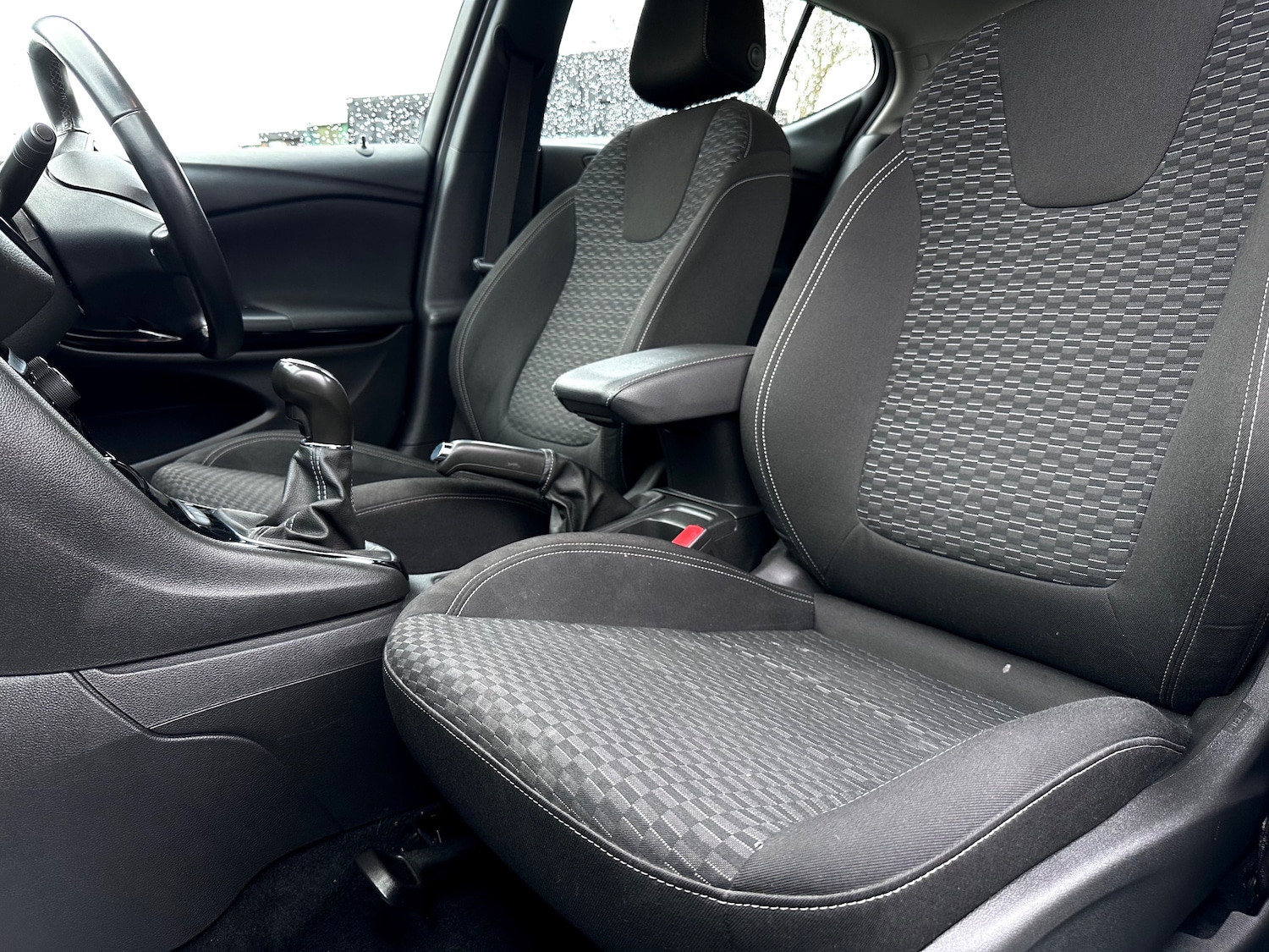 Used Vauxhall Astra 2018 for sale - 77951730: Photo 19