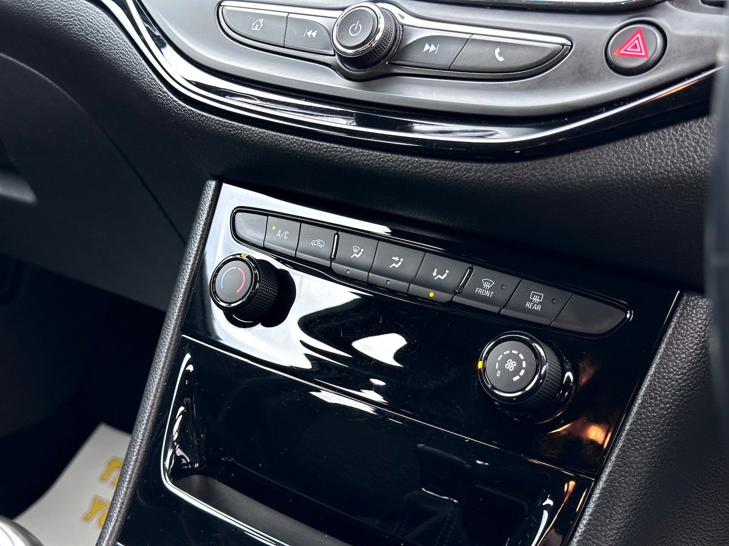 Used Vauxhall Astra 2018 for sale - 77951730: Photo 28