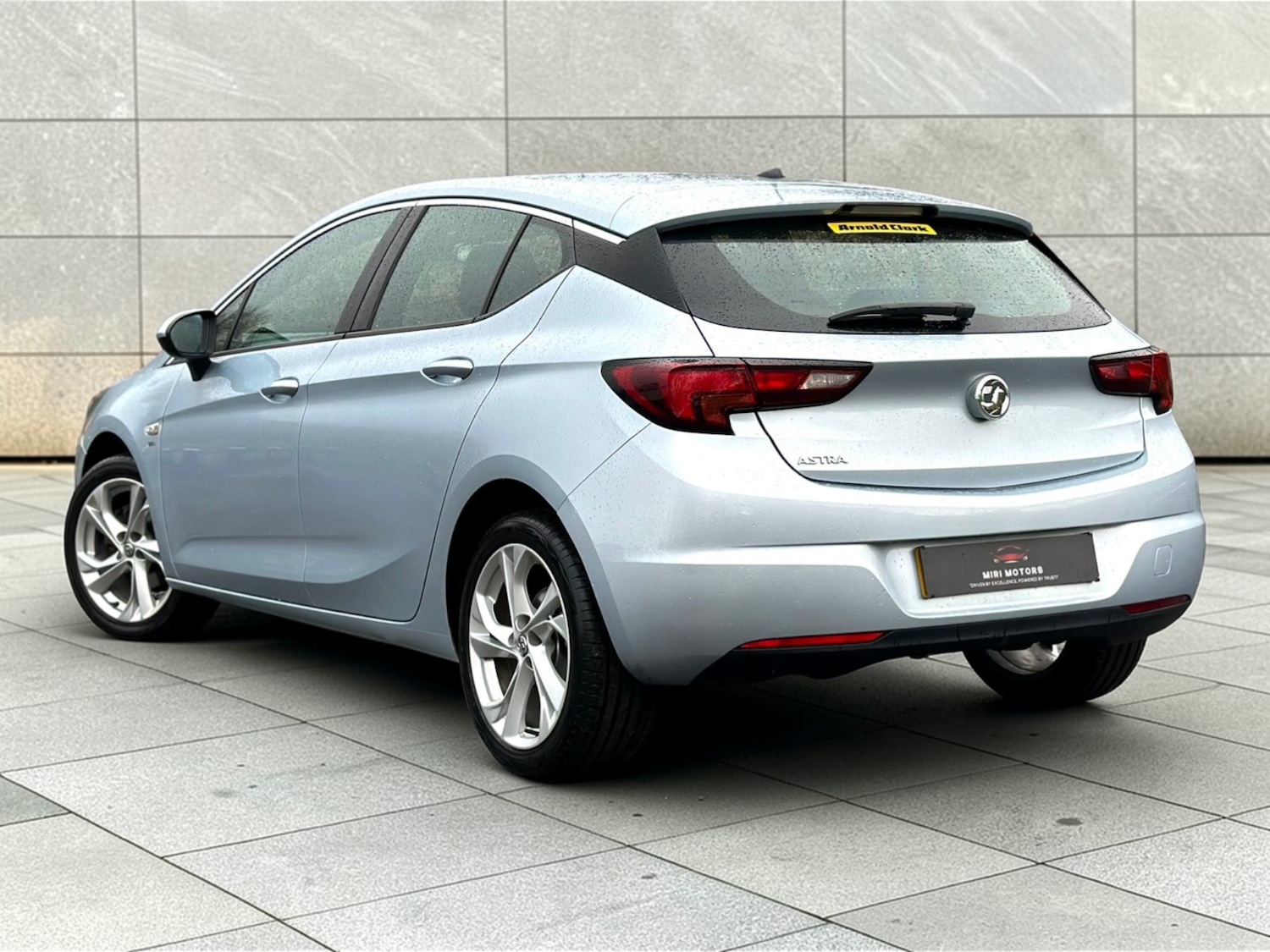 Used Vauxhall Astra 2018 for sale - 77951730: Photo 3