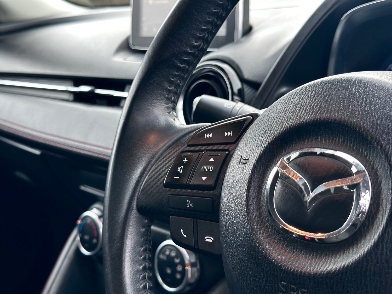 Used Mazda Mazda2 2015 for sale - 77560751: Photo 31