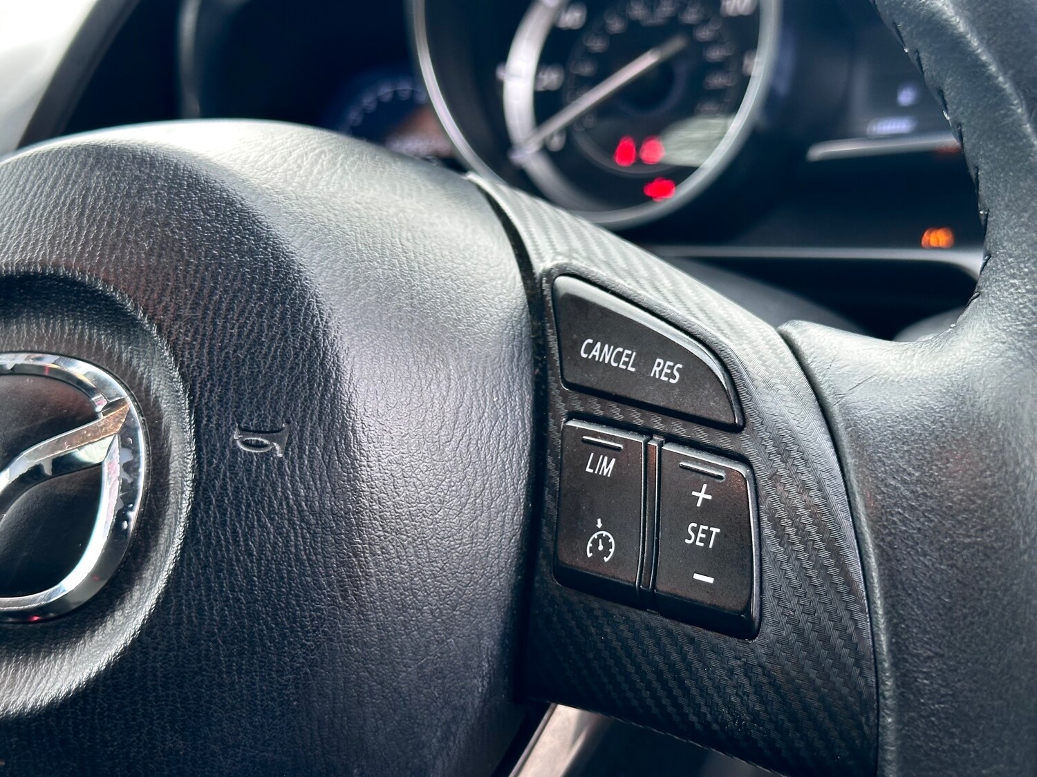 Used Mazda Mazda2 2015 for sale - 77560751: Photo 32