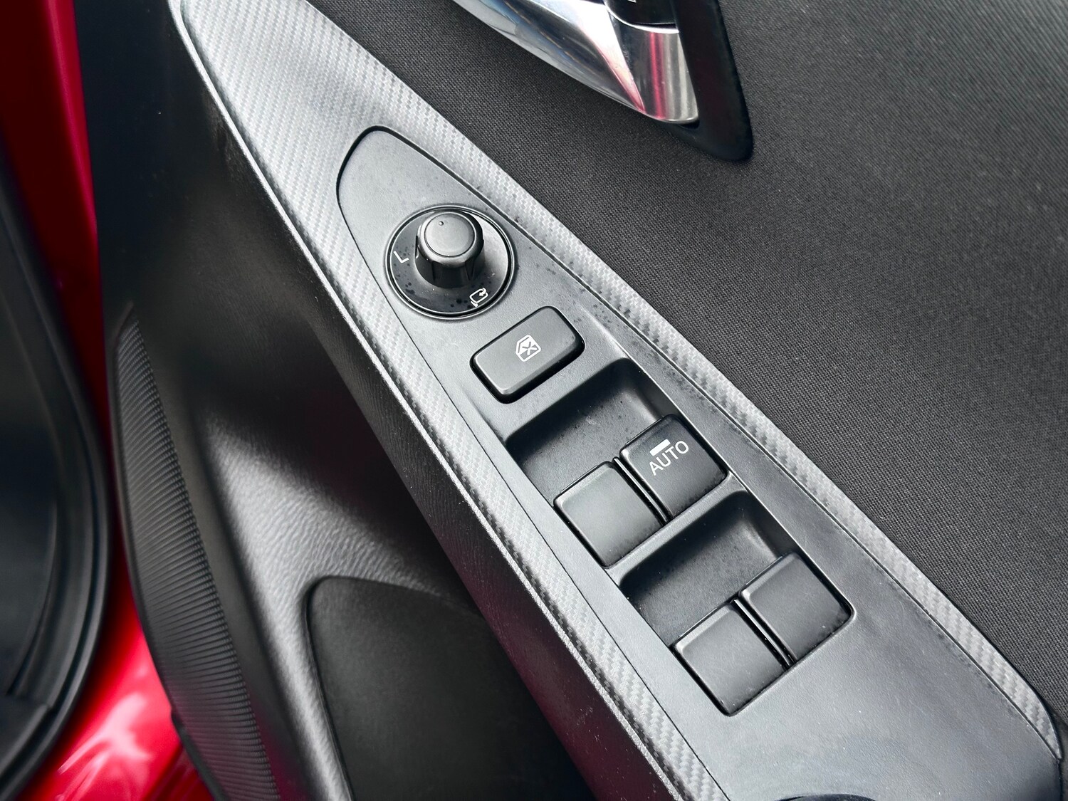 Used Mazda Mazda2 2015 for sale - 77560751: Photo 34