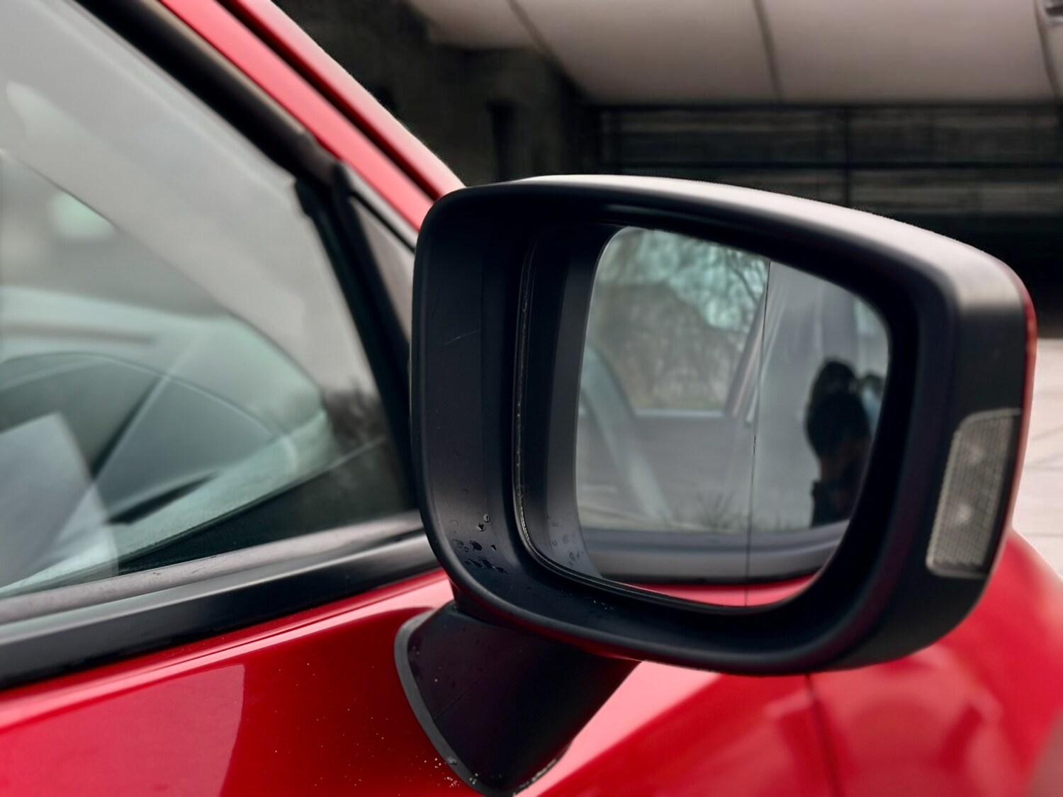 Used Mazda Mazda2 2015 for sale - 77560751: Photo 6