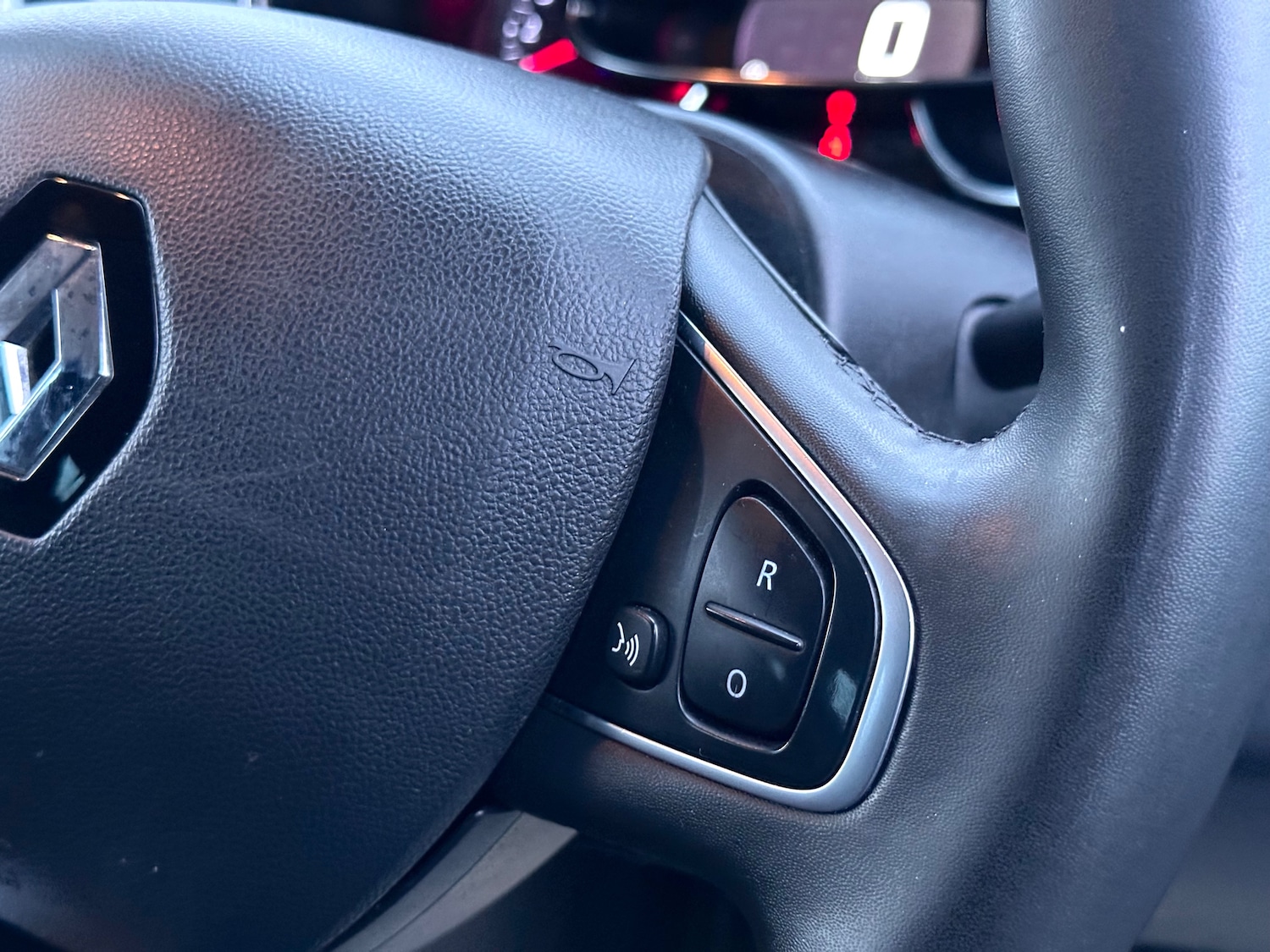 Used Renault Clio 2019 for sale - 78129213: Photo 25