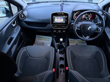 Used Renault Clio 2019 for sale - 78129213: Photo