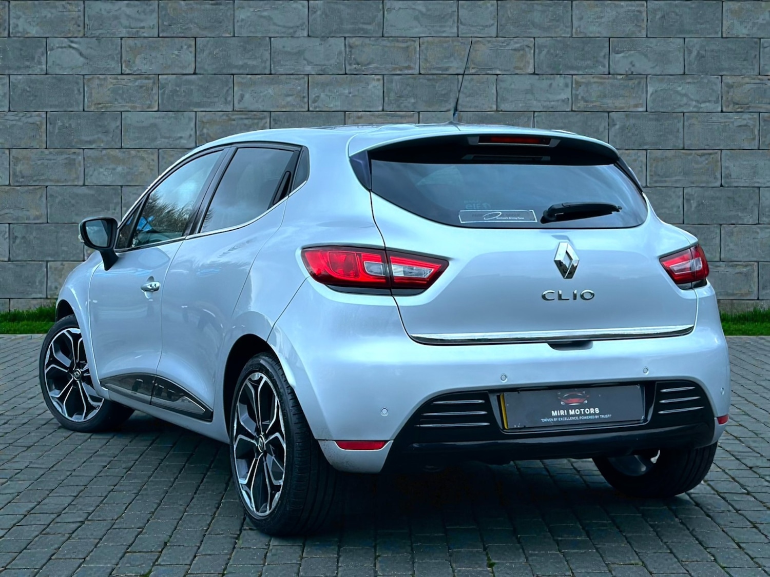 Used Renault Clio 2019 for sale - 78129213: Photo 3