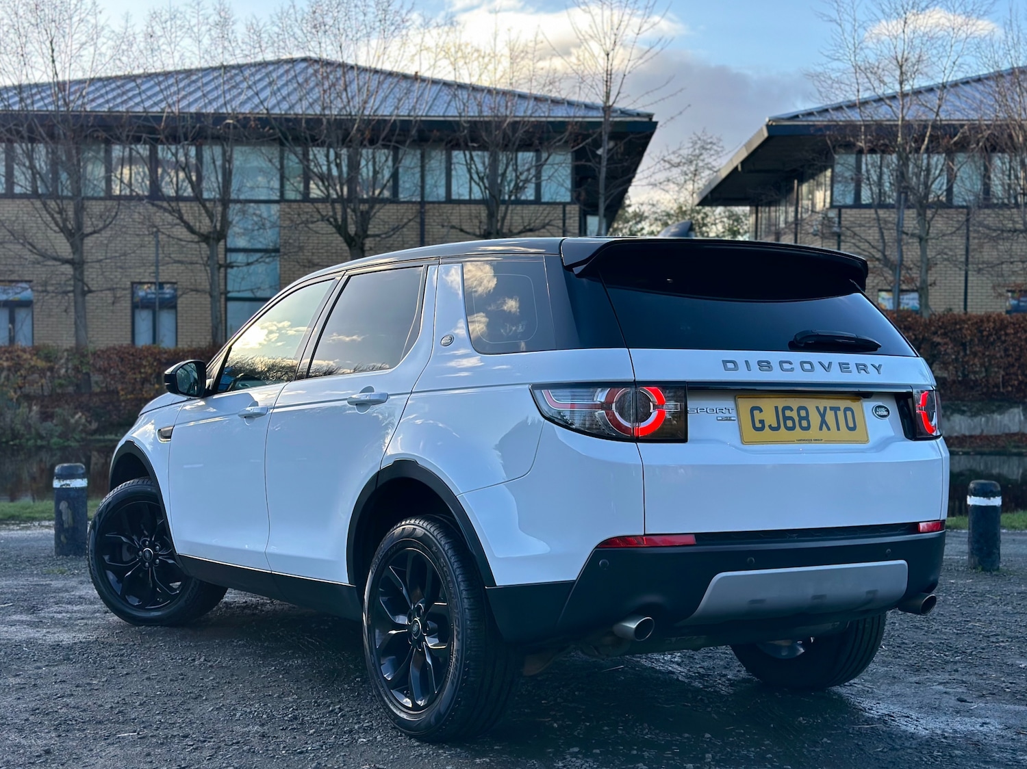 Used Land Rover Discovery Sport 2018 for sale - 76635943: Photo 3
