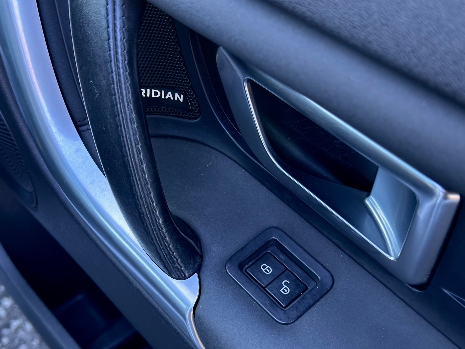 Used Land Rover Discovery Sport 2018 for sale - 76635943: Photo 30