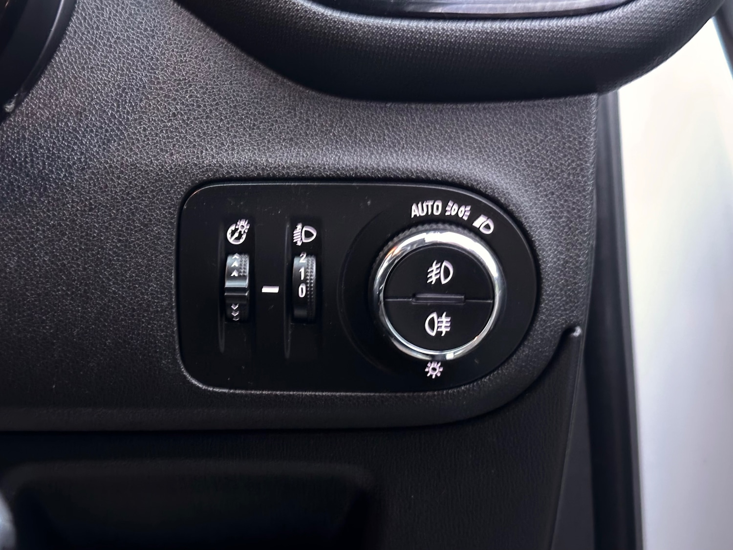 Used Vauxhall Crossland X 2018 for sale - 76595698: Photo 21