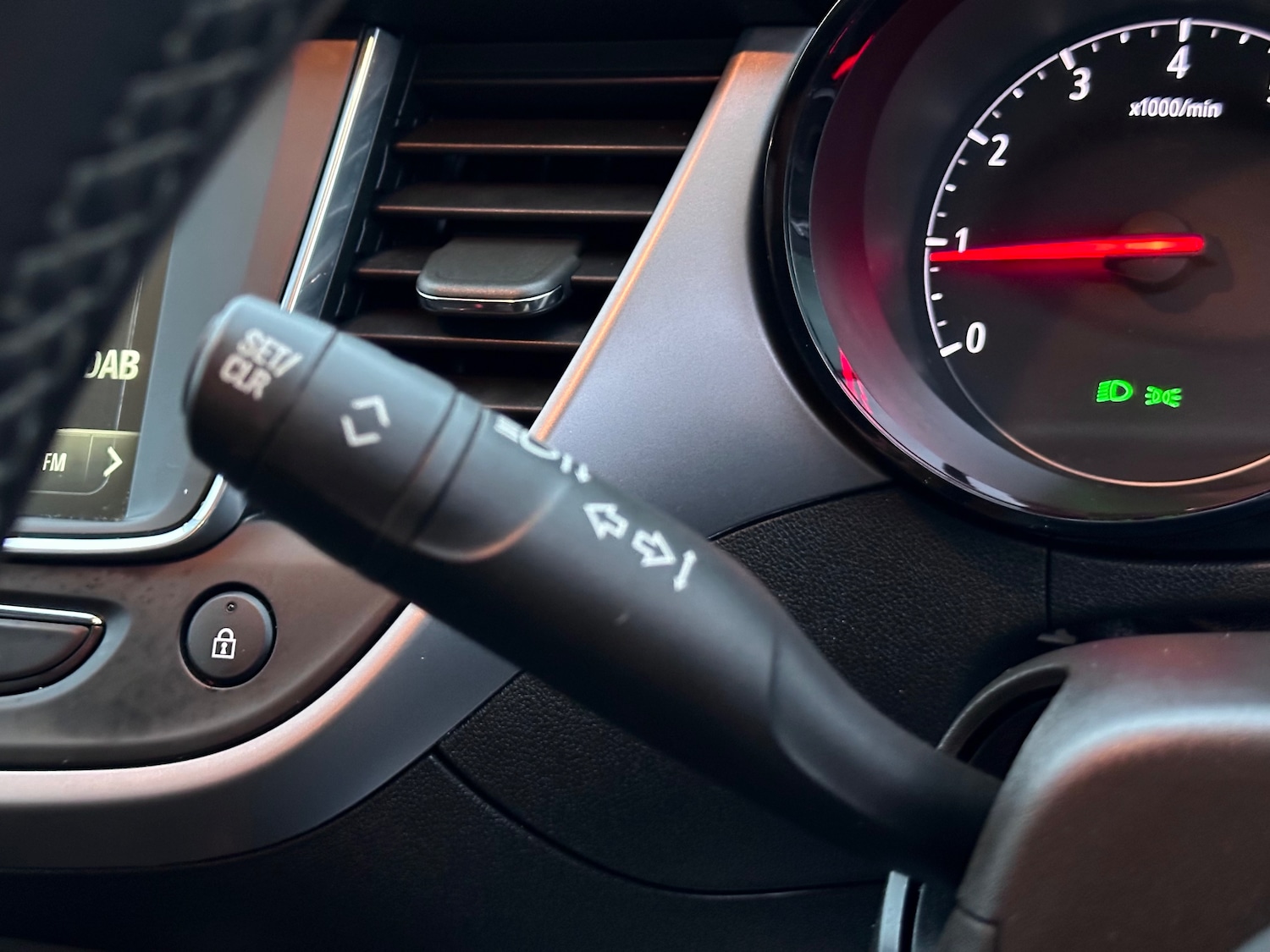 Used Vauxhall Crossland X 2018 for sale - 76595698: Photo 25