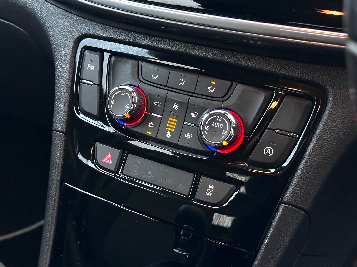 Used Vauxhall Mokka X for sale - 78129207: Photo 28