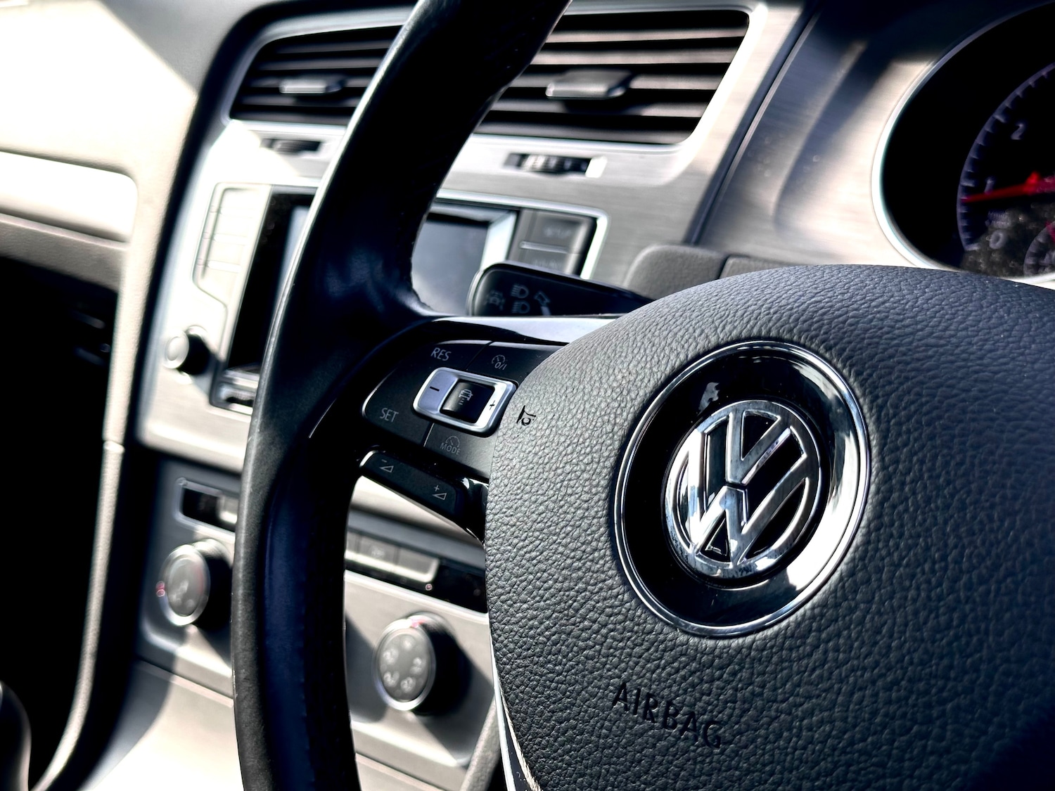 Used Volkswagen Golf 2015 for sale - 78129205: Photo 28