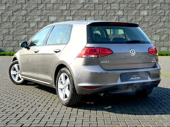 Used Volkswagen Golf 2015 for sale - 78129205: Photo