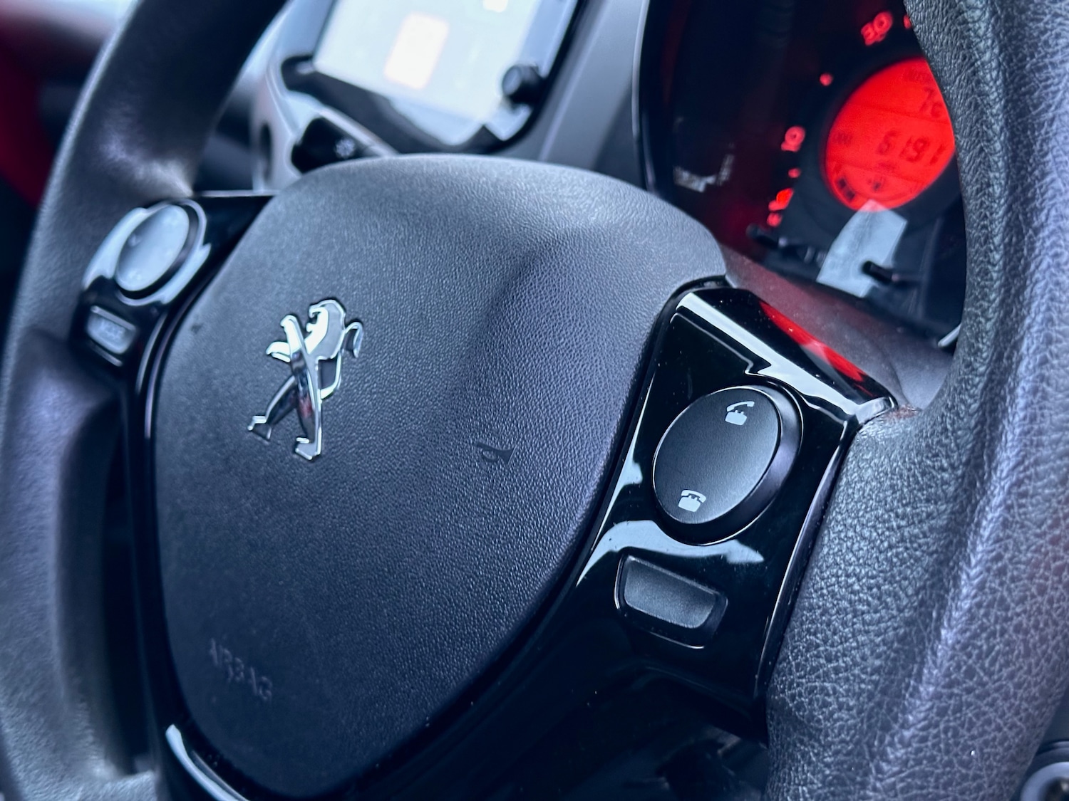 Used Peugeot 108 2017 for sale - 76798665: Photo 23