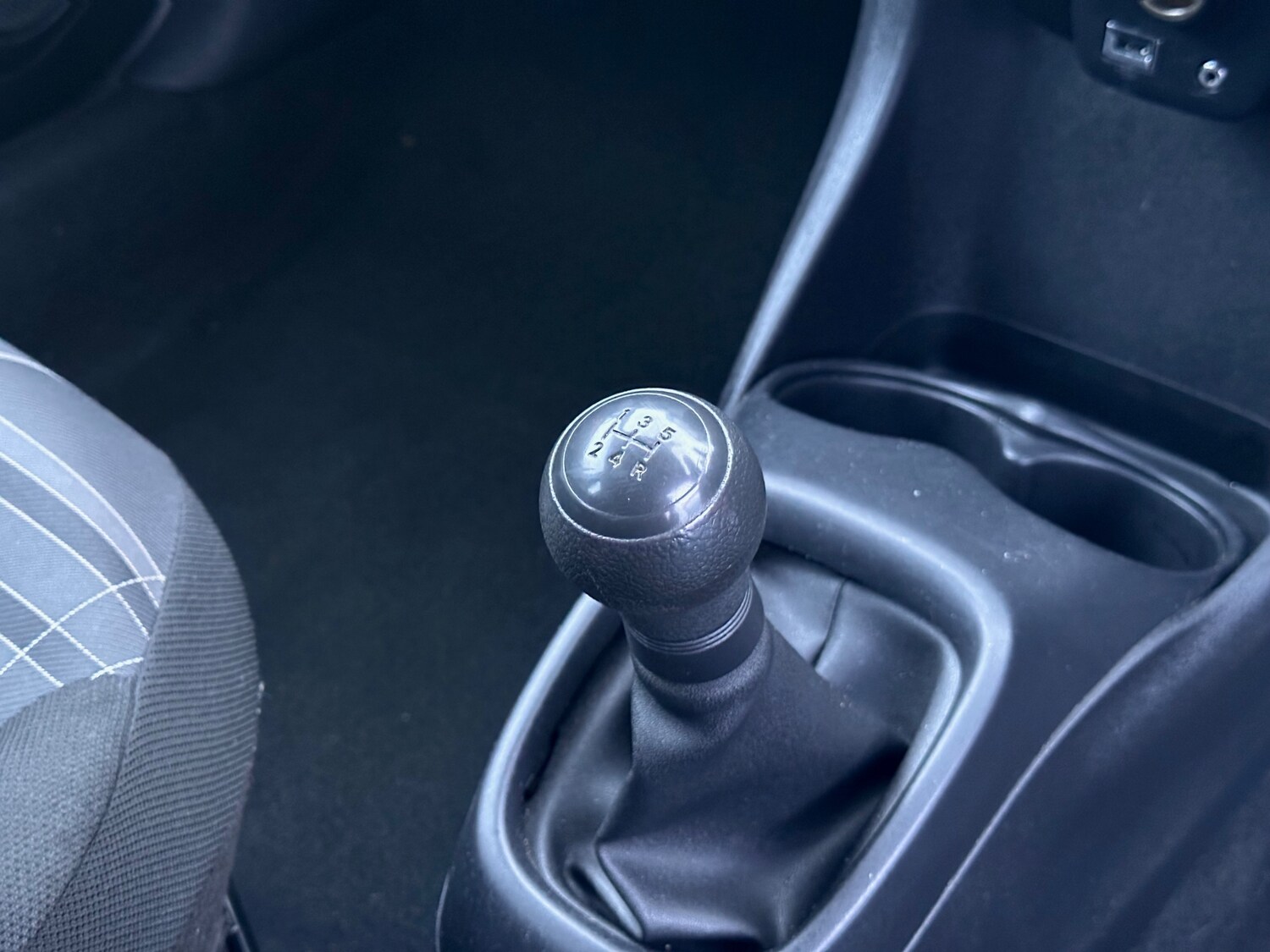 Used Peugeot 108 2017 for sale - 76798665: Photo 29