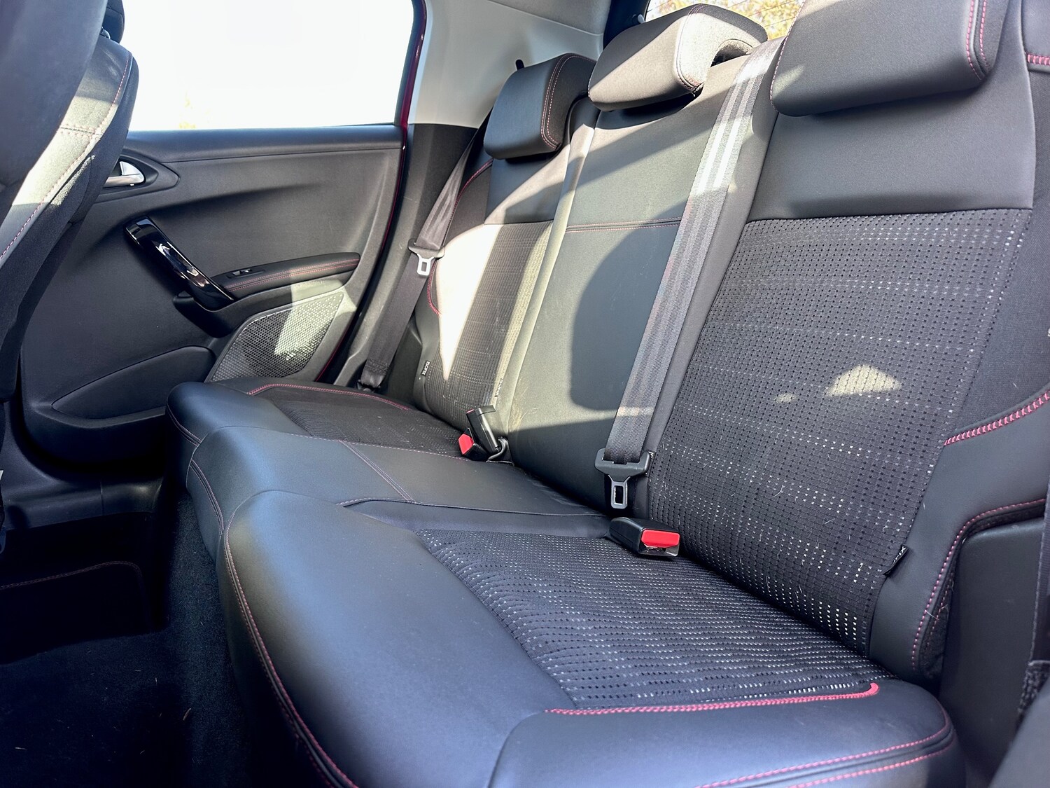 Used Peugeot 208 2018 for sale - 76395567: Photo 18