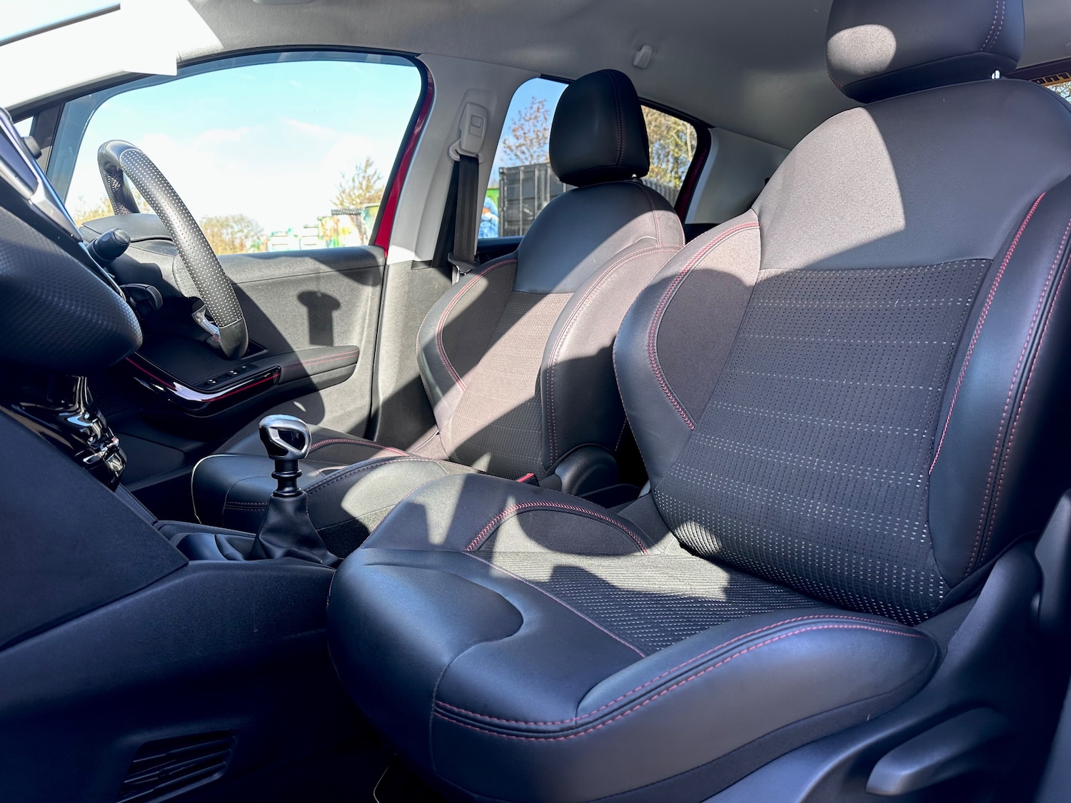 Used Peugeot 208 2018 for sale - 76395567: Photo 21