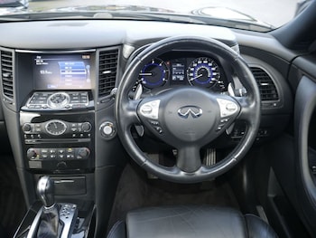 Used Infiniti QX70 2015 for sale - 77355776: Photo