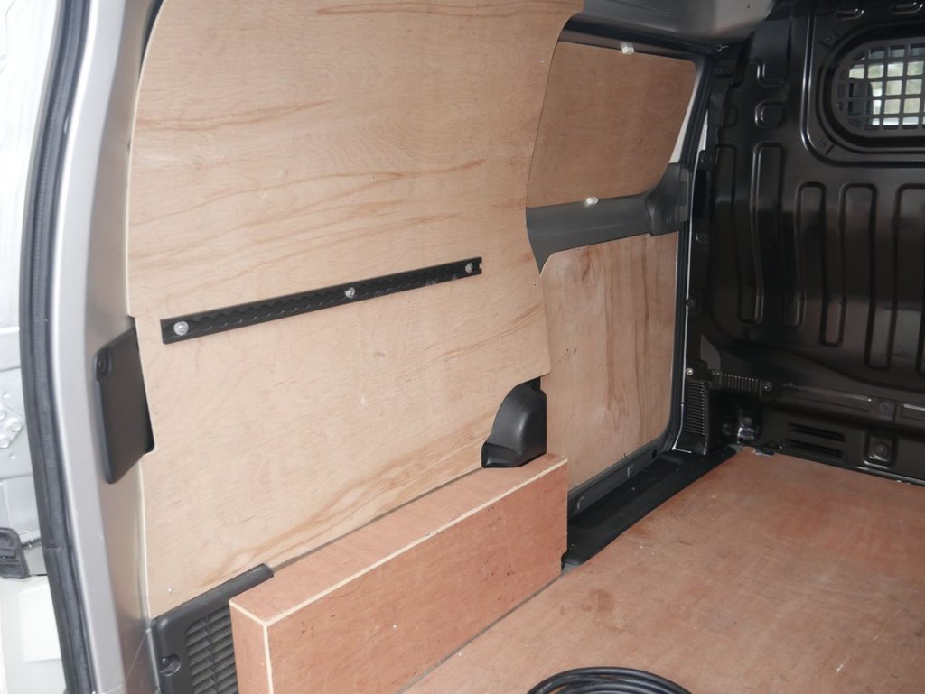 Used Nissan e-NV200 2017 for sale - 77355774: Photo 13