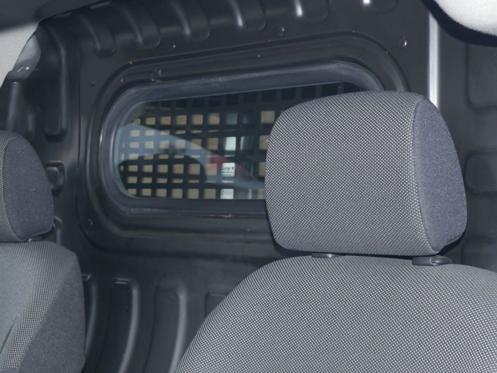 Used Nissan e-NV200 2017 for sale - 77355774: Photo 49