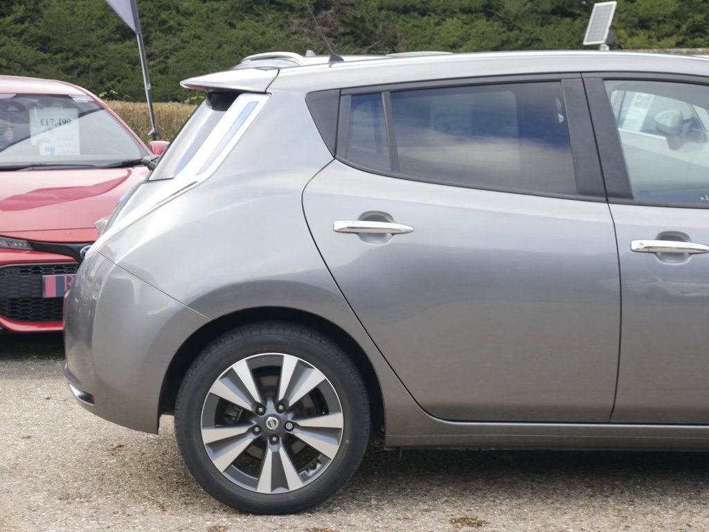 Used Nissan Leaf 2017 for sale - 77477670: Photo 30