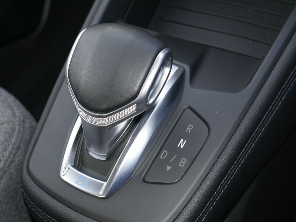 Used Renault Zoe 2020 for sale - 77507808: Photo 44