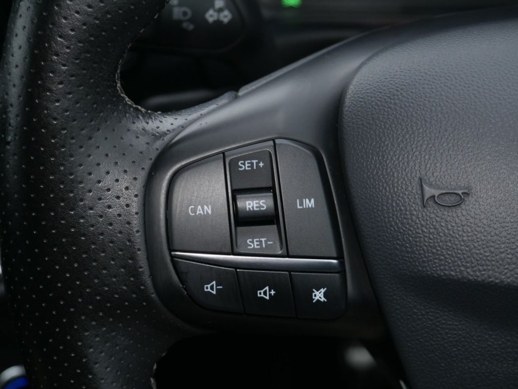 Used Ford Fiesta 2018 for sale - 77355969: Photo 35