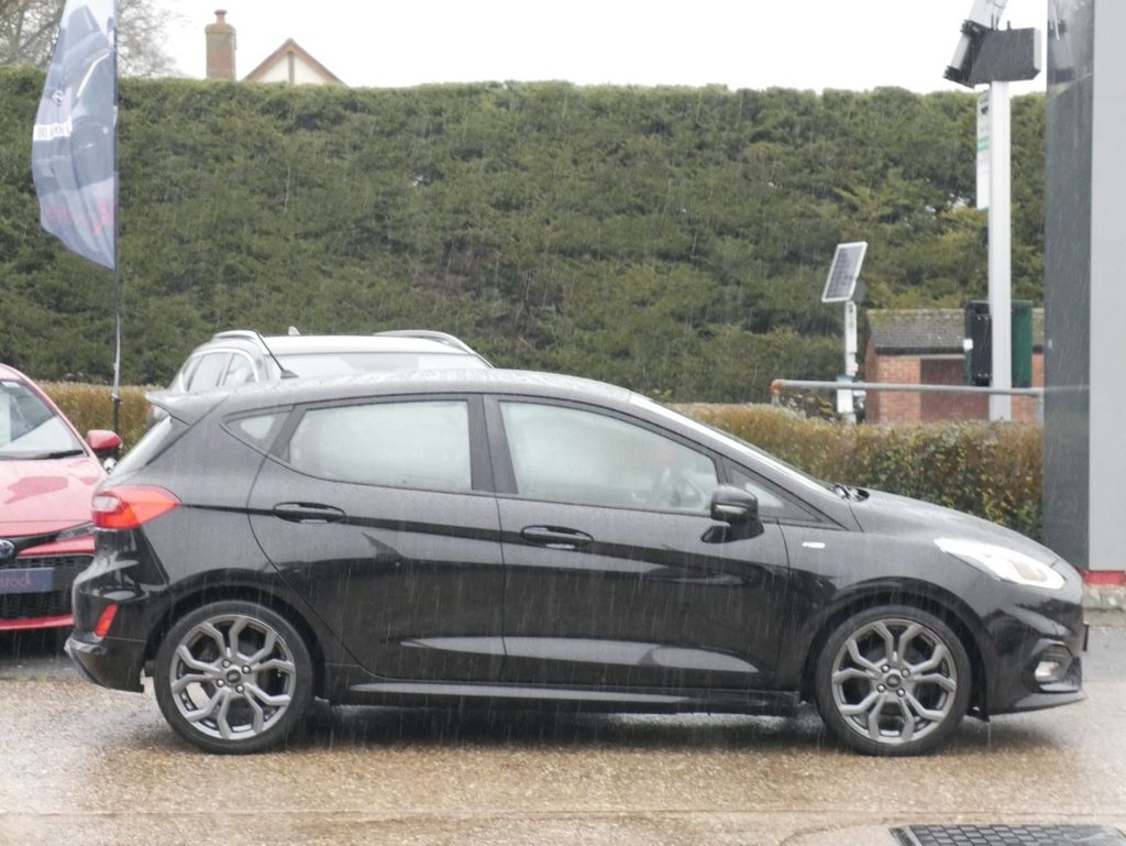 Used Ford Fiesta 2018 for sale - 77355969: Photo 8