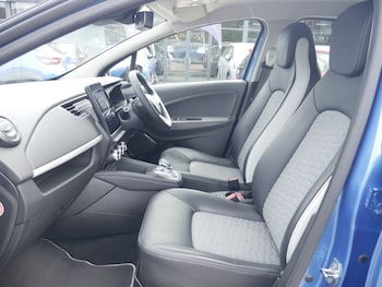 Used Renault Zoe 2020 for sale - 77703934: Photo