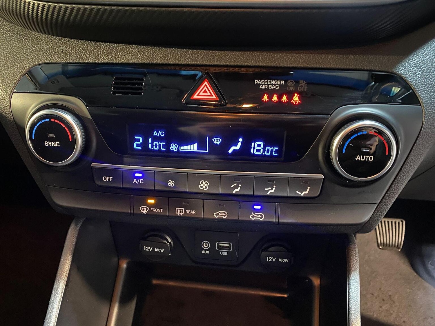 Used Hyundai TUCSON 2018 for sale - 77445544: Photo 38