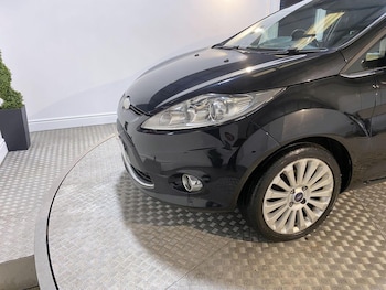 Used Ford Fiesta 2010 for sale - 77445543: Photo